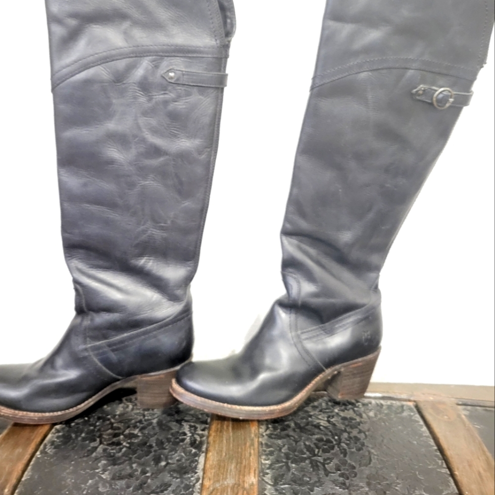 Frye tall leather boots size 7